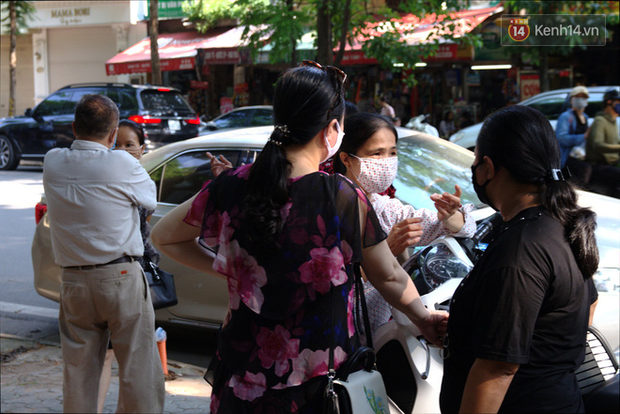 Hôm nay, hàng triệu học sinh cả nước chính thức quay lại trường, bắt đầu năm học mới - Ảnh 23.