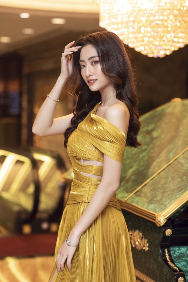 4 tổng tài đời thực nổi tiếng Vbiz: Ngọc Trinh - Hương Giang thành cặp nữ CEO, Sơn Tùng thu về 51 tỷ lãi ròng cùng công ty - Ảnh 11. 4 tổng tài đời thực nổi tiếng Vbiz: Ngọc Trinh - Hương Giang thành cặp nữ CEO, Sơn Tùng thu về 51 tỷ lãi ròng cùng công ty - Ảnh 11.