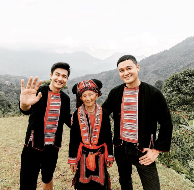 Quang Vinh vừa đi Hà Giang đã mê luôn thứ nước tắm lá thuốc của người Dao đỏ, về rồi mà kêu nhớ da diết - Ảnh 1.