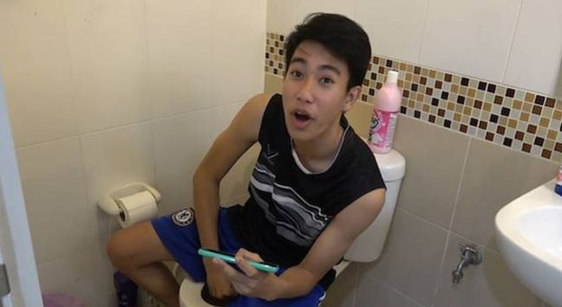 Chàng trai bị rắn phục kích trong bồn cầu đớp trúng của quý khi đang đi vệ sinh - Ảnh 5.