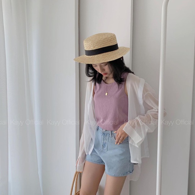 Sơ mi xuyên thấu trông đơn giản nhưng diện lên sang và sexy quá chừng, muốn đổi gió style thì chị em nên “nhắm” - Ảnh 8.