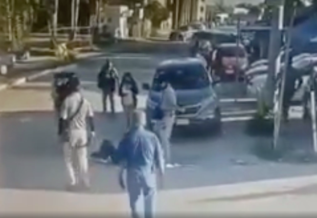 Con gái bị yêu râu xanh cưỡng hiếp, người đàn ông không đợi pháp luật xử lý mà tự ra tay trả thù khiến bi kịch nối tiếp bi kịch - Ảnh 2.