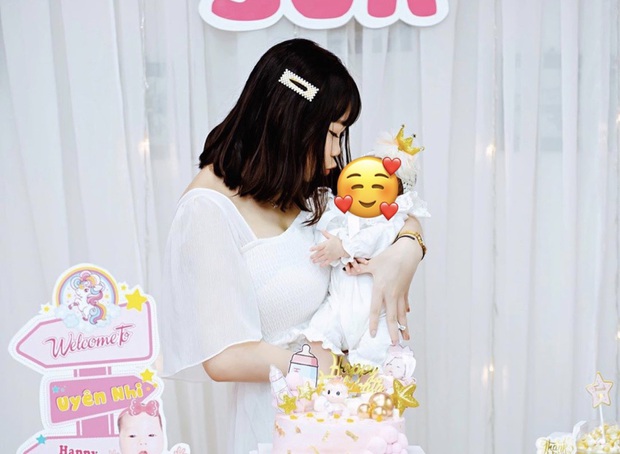Chi Bé - bạn thân Linh Ka, thành viên nhóm hot teen đình đám bất ngờ công khai đã sinh con khi mới 18 tuổi - Ảnh 3. Chi Bé - bạn thân Linh Ka, thành viên nhóm hot teen đình đám bất ngờ công khai đã sinh con khi mới 18 tuổi - Ảnh 3.