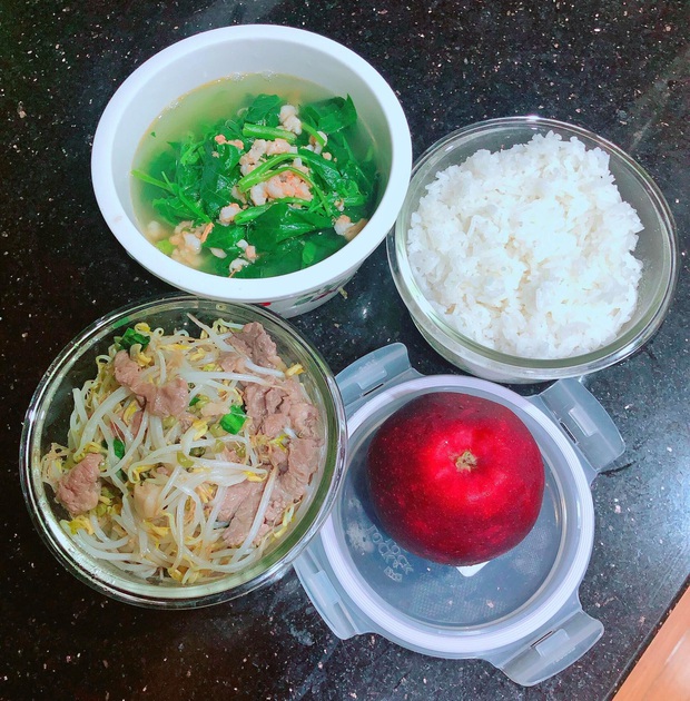 Gái đảm nấu loạt cơm hộp ngon miệng cho bồ cùng công ty, nửa kia tăng phà phà 15kg trong 2 năm - Ảnh 6. Gái đảm nấu loạt cơm hộp ngon miệng cho bồ cùng công ty, nửa kia tăng phà phà 15kg trong 2 năm - Ảnh 6.