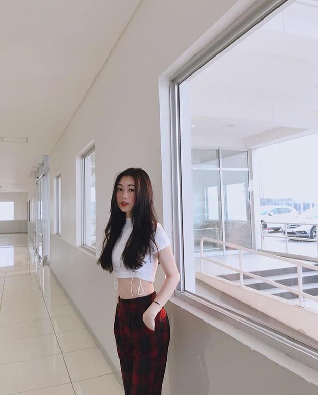 Chi Bé - hành trình lột xác từ hot teen má phính đến thiếu nữ gợi cảm và mẹ bỉm sữa tuổi 18 - Ảnh 8. Chi Bé - hành trình lột xác từ hot teen má phính đến thiếu nữ gợi cảm và mẹ bỉm sữa tuổi 18 - Ảnh 8.