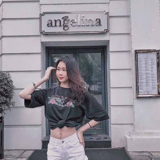 Chi Bé - hành trình lột xác từ hot teen má phính đến thiếu nữ gợi cảm và mẹ bỉm sữa tuổi 18 - Ảnh 7. Chi Bé - hành trình lột xác từ hot teen má phính đến thiếu nữ gợi cảm và mẹ bỉm sữa tuổi 18 - Ảnh 7.