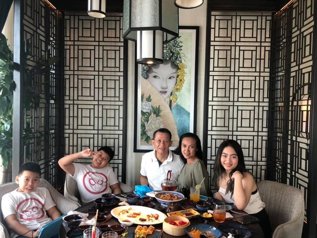 Dàn sao Vòng Xoáy Tình Yêu sau 15 năm: Cao Minh Đạt trở lại làm soái ca vạn người mê, hội nữ chính lui về ở ẩn - Ảnh 24. Dàn sao Vòng Xoáy Tình Yêu sau 15 năm: Cao Minh Đạt trở lại làm soái ca vạn người mê, hội nữ chính lui về ở ẩn - Ảnh 24.