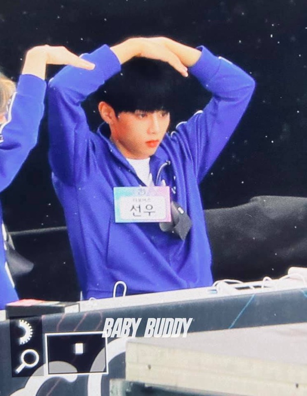 Dàn Idol khổ sở đội mưa khi phải ghi hình cho Đại hội thể thao Kpop ngay trên sân thượng - Ảnh 3.