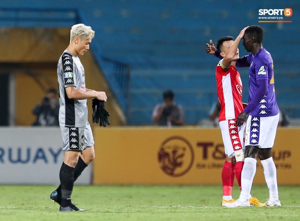 Rộ tin CLB TP.HCM chán Bùi Tiến Dũng, nhắm thủ môn khác của tuyển Việt Nam thay thế - Ảnh 1.