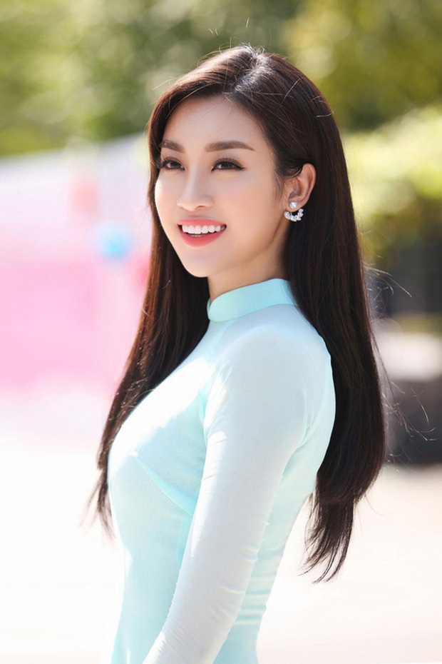 Hoa hậu Đỗ Mỹ Linh đã khác xưa lắm rồi, đụng độ Hương Giang mà chẳng kém cạnh về độ chất - Ảnh 6. Hoa hậu Đỗ Mỹ Linh đã khác xưa lắm rồi, đụng độ Hương Giang mà chẳng kém cạnh về độ chất - Ảnh 6.