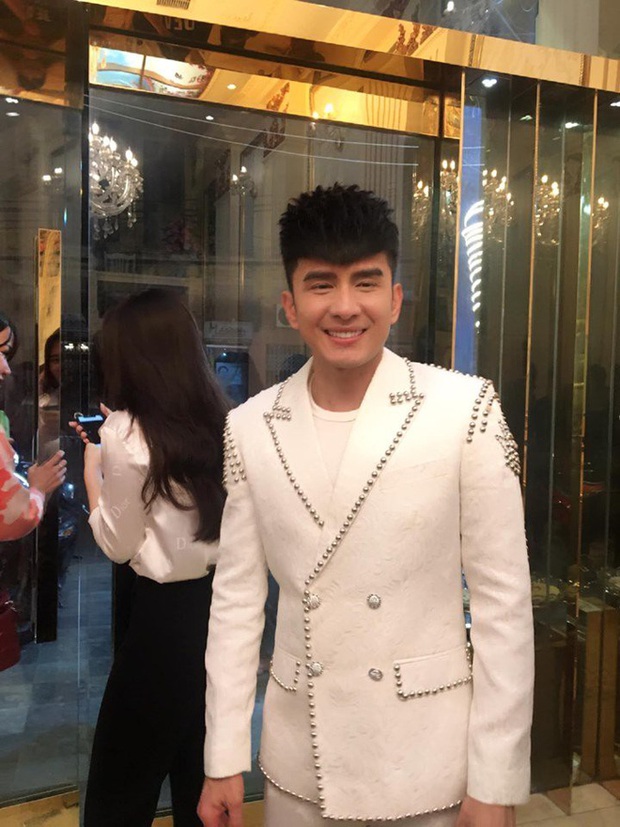 Vbiz có 2 ma ca rồng không chịu già: Không hiểu Đan Trường hay Đen Vâu lớn hơn, choáng hơn là ảnh bố 4 con bên Hoài Linh - Ảnh 7.