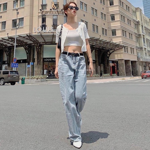 Để cải tổ style ăn mặc, bạn nên ngó nghiêng áo khoác cộc tay xinh xẻo ngay và luôn - Ảnh 8. Để cải tổ style ăn mặc, bạn nên ngó nghiêng áo khoác cộc tay xinh xẻo ngay và luôn - Ảnh 8.