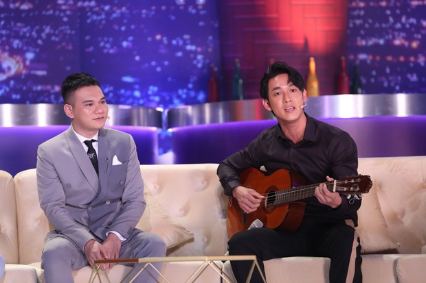Đức Phúc cân nhắc viết lời bài hát vào tay để song ca với Khắc Việt vì sợ quên lời - Ảnh 7. Đức Phúc cân nhắc viết lời bài hát vào tay để song ca với Khắc Việt vì sợ quên lời - Ảnh 7.