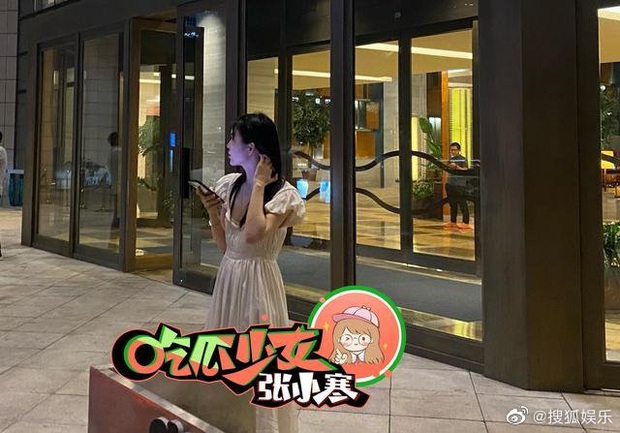 Cbiz đón cặp đôi mới: Hồ Nhất Thiên lộ ảnh đi khách sạn với bạn diễn, thuyền Thiên - Nguyệt chính thức toang? - Ảnh 3.