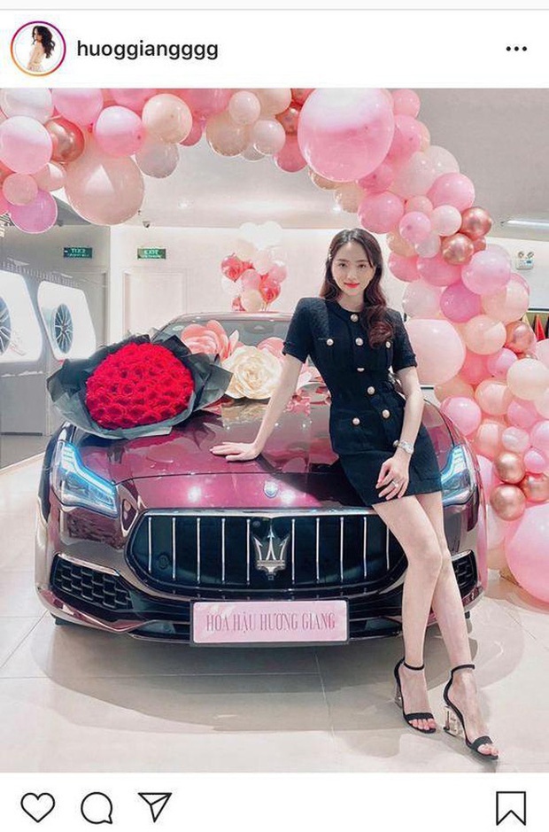Hương Giang nói là làm: Mở tiệc du thuyền đãi Hoa Dâm Bụt và hội bạn, Matt Liu và bạn trai đại gia Hoà Minzy chiếm spotlight - Ảnh 8. Hương Giang nói là làm: Mở tiệc du thuyền đãi Hoa Dâm Bụt và hội bạn, Matt Liu và bạn trai đại gia Hoà Minzy chiếm spotlight - Ảnh 8.