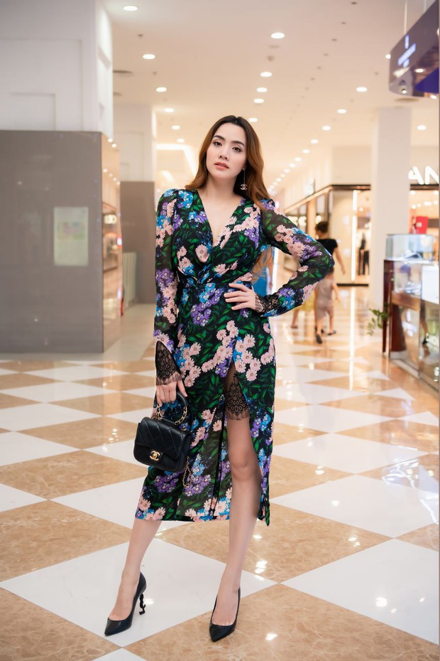 Màn đọ sắc gây sốt của hội bạn thân Hà Thành: Lên set đồ hiệu cả trăm triệu, bà xã Tuấn Hưng vẫn bị Huyền Baby lấn át trong 1 khung hình - Ảnh 6. Màn đọ sắc gây sốt của hội bạn thân Hà Thành: Lên set đồ hiệu cả trăm triệu, bà xã Tuấn Hưng vẫn bị Huyền Baby lấn át trong 1 khung hình - Ảnh 6.