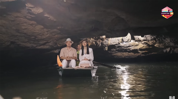 Đi du lịch khắp nơi nhưng không ngờ tận khi tới Ninh Bình thì Quang Vinh mới được ăn quả sung lần đầu tiên - Ảnh 4. Đi du lịch khắp nơi nhưng không ngờ tận khi tới Ninh Bình thì Quang Vinh mới được ăn quả sung lần đầu tiên - Ảnh 4.