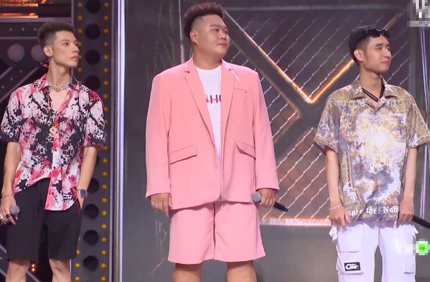 Rap Việt: Thí sinh nón vàng vẫn thua cuộc trong trận Đối đầu như thường! - Ảnh 3. Rap Việt: Thí sinh nón vàng vẫn thua cuộc trong trận Đối đầu như thường! - Ảnh 3.