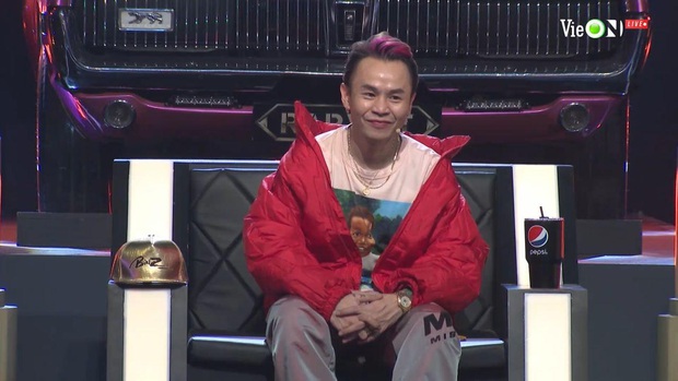 Liên tục hóa cô bé mùa đông đen từ đầu tới chân, Suboi cuối cùng cũng đã chịu gợi cảm hơn ở Rap Việt! - Ảnh 7.