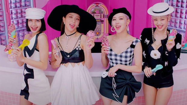 Muốn xỉu visual các nữ idol khi chuyển giới: BLACKPINK - Red Velvet cực phẩm, em thất lạc của Sơn Tùng chưa sốc bằng TWICE - Ảnh 2.