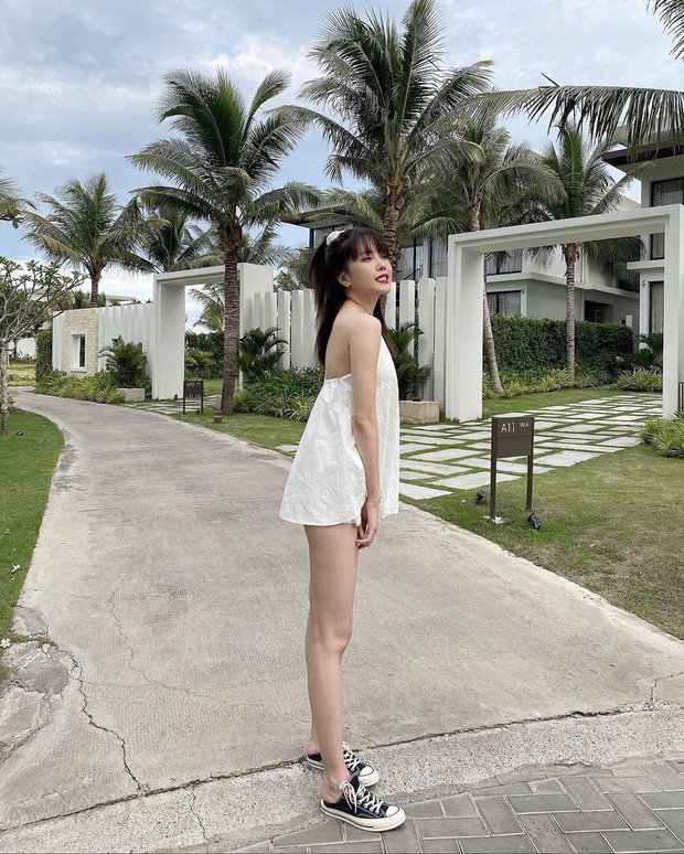 Linh Ka ngày càng xinh và sexy quá: Đụng độ đàn chị Thiều Bảo Trâm mà chẳng thua miếng nào - Ảnh 2. Linh Ka ngày càng xinh và sexy quá: Đụng độ đàn chị Thiều Bảo Trâm mà chẳng thua miếng nào - Ảnh 2.
