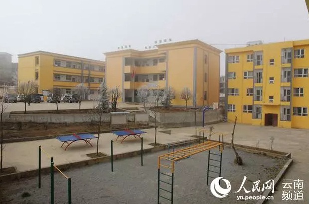 Cậu bé băng giá khốn khổ, đầu đội mưa tuyết trắng xóa đi bộ đến trường lay động MXH ngày trước bây giờ có cuộc sống ra sao? - Ảnh 5.