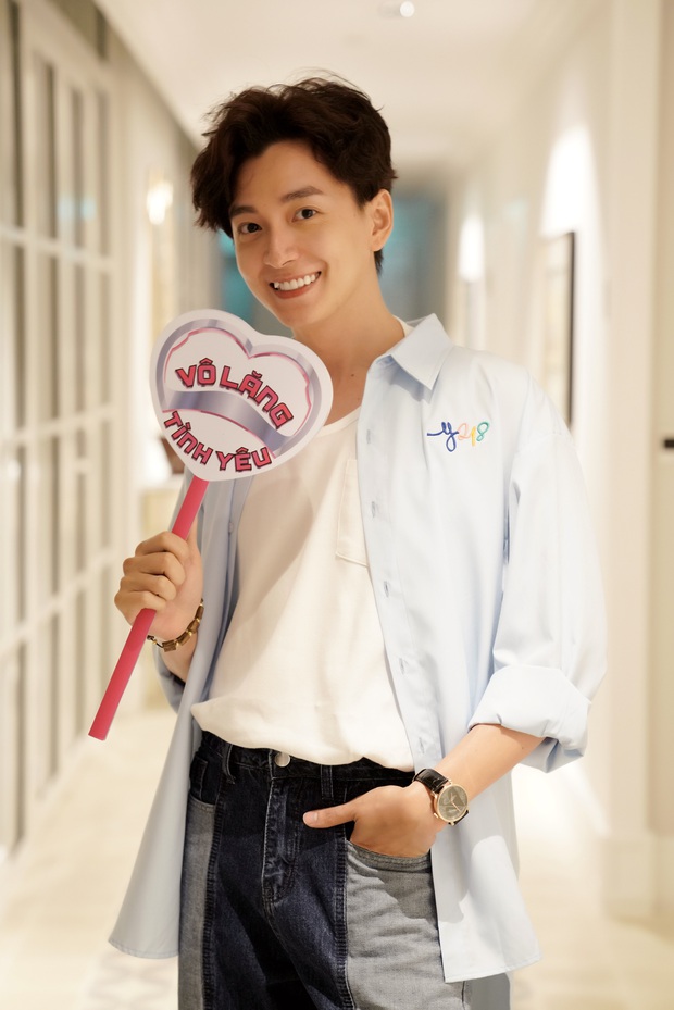 Hoá ra loạt trang phục như mượn từ Hari của Trấn Thành là từ show hẹn hò mới - Ảnh 5. Hoá ra loạt trang phục như mượn từ Hari của Trấn Thành là từ show hẹn hò mới - Ảnh 5.