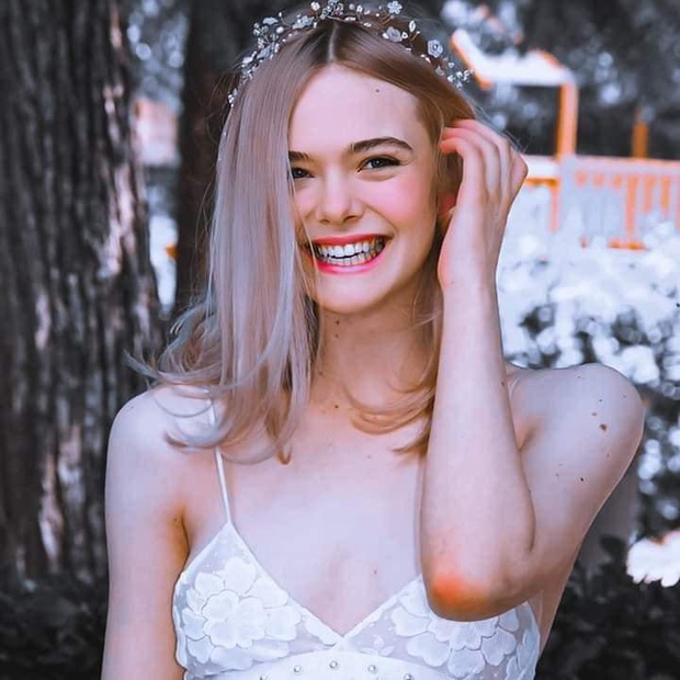 Elle Fanning lại gây trụy tim với khoảnh khắc xinh tựa thiên thần, mỉm cười thôi cũng chứng minh đẳng cấp công chúa Disney - Ảnh 4.