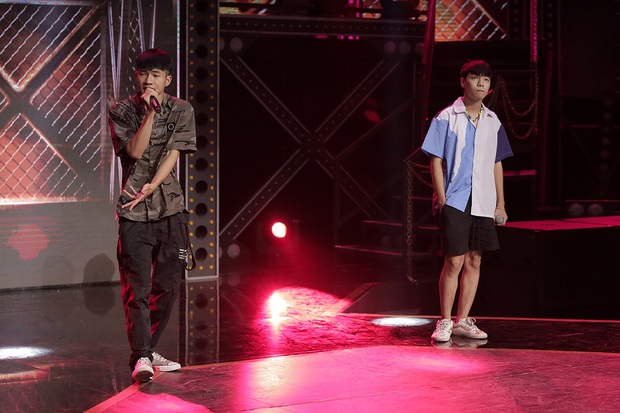 Karik trầm ngâm lo lắng trong hậu trường đêm Đối đầu Rap Việt - Ảnh 10.