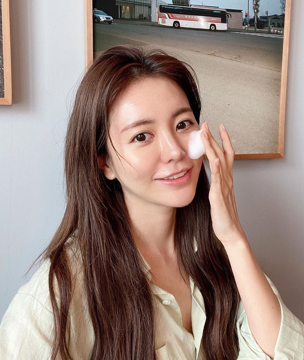 Chăm da từ con số 0: Đây là 3 sản phẩm cơ bản mà bạn không thể thiếu  - Ảnh 1.