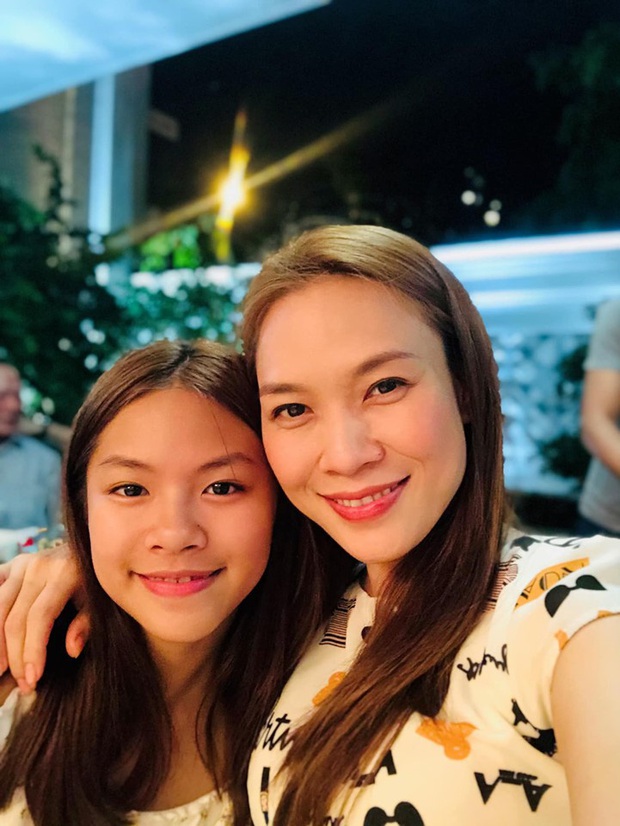 Dàn cháu gái cực phẩm của sao Việt: Lan Ngọc - Ngọc Trinh khoe toàn tiểu mỹ nhân, nhà Trang Nhung có tới 2 thí sinh Hoa hậu - Ảnh 16. Dàn cháu gái cực phẩm của sao Việt: Lan Ngọc - Ngọc Trinh khoe toàn tiểu mỹ nhân, nhà Trang Nhung có tới 2 thí sinh Hoa hậu - Ảnh 16.