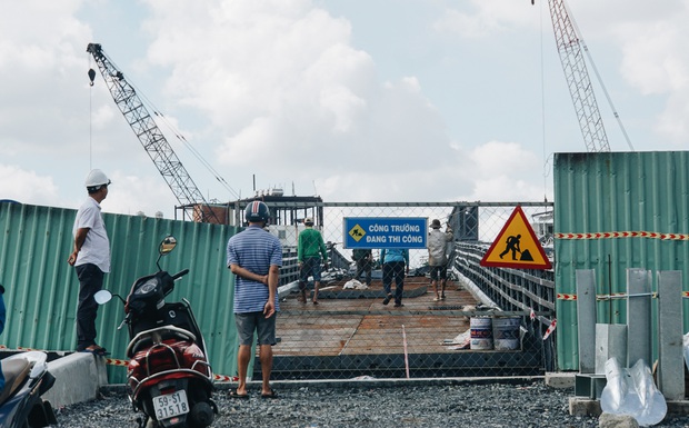 Cận cảnh cầu sắt hiện đại gần 80 tỷ đồng, sắp thay thế bến phà cuối cùng trong nội thành Sài Gòn - Ảnh 11.