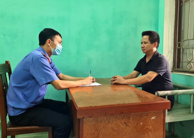 Xét xử chủ quán bắt cô gái quỳ ở Bắc Ninh công khai tại khu dân cư - Ảnh 2.