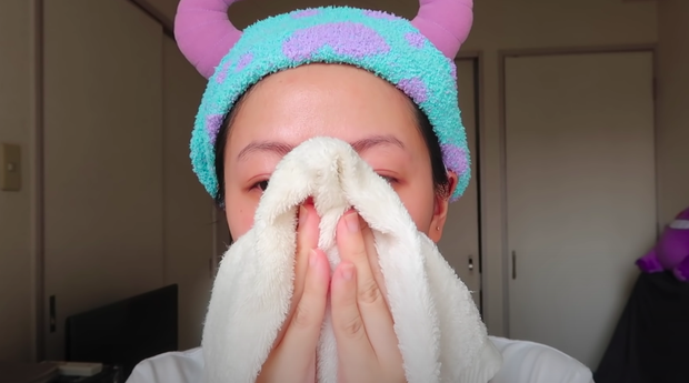 Beauty blogger người Nhật dạy cách trị mụn đầu đen ngay từ bước rửa mặt, nhấn mạnh lột mụn làm da lão hóa cực nhanh - Ảnh 5. Beauty blogger người Nhật dạy cách trị mụn đầu đen ngay từ bước rửa mặt, nhấn mạnh lột mụn làm da lão hóa cực nhanh - Ảnh 5.