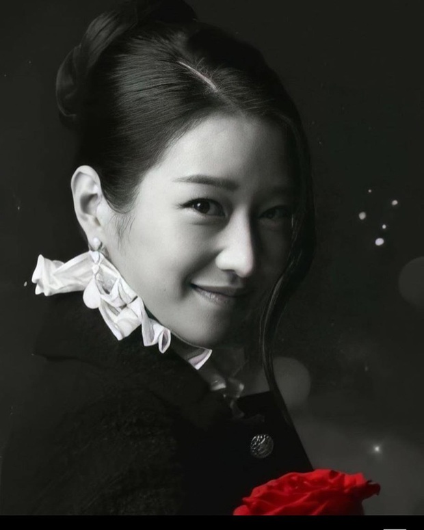 Knet phát sốt vì Điên nữ Seo Ye Ji đóng quảng cáo với Thái tử Joo Ji Hoon, sống mũi sắc lẹm của cặp đôi đúng là cực phẩm - Ảnh 4.