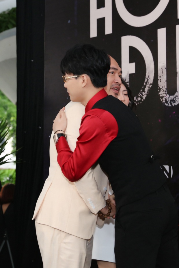 Jack vỗ mông Tiến Luật giữa chốn đông người, nam danh hài liền có động thái chữa cháy ngay và liền - Ảnh 5.