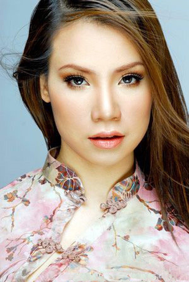 6 sao Việt khổ sở vì dao kéo biến dạng: Angela Phương Trinh lệch hẳn 1 bên mũi, Hồ Quỳnh Hương - Phi Thanh Vân gây choáng - Ảnh 12. 6 sao Việt khổ sở vì dao kéo biến dạng: Angela Phương Trinh lệch hẳn 1 bên mũi, Hồ Quỳnh Hương - Phi Thanh Vân gây choáng - Ảnh 12.