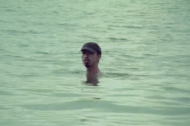 Cả vũ trụ Vpop cùng 1500 hot trend nằm gọn trong MV của Đức Phúc, từ Đen Vâu, Bích Phương đến cả BLACKPINK cũng được triệu hồi - Ảnh 26.