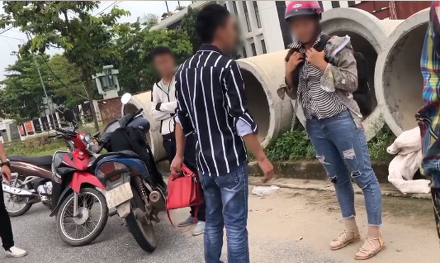 Phát hiện vợ bỏ 2 con nhỏ để đi trốn với nhân tình, chồng cay đắng: Thương nhớ vợ lắm, cuối cùng sắp về thì vợ thế này - Ảnh 2.