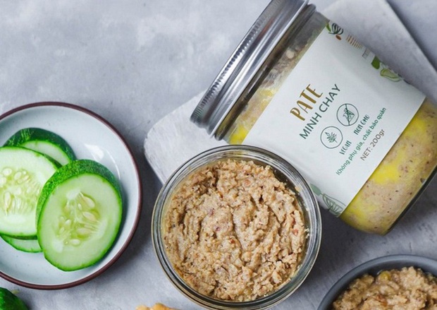 Hà Nội: Công an vào cuộc điều tra vụ hàng loạt khách hàng ngộ độc pate Minh Chay - Ảnh 2. Hà Nội: Công an vào cuộc điều tra vụ hàng loạt khách hàng ngộ độc pate Minh Chay - Ảnh 2.