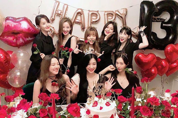 Giữa ồn ào với Jessica, Yuri lỡ miệng nhắc tới con số 9 và lập tức sửa sai khẳng định SNSD chỉ có 8 người! - Ảnh 7. Giữa ồn ào với Jessica, Yuri lỡ miệng nhắc tới con số 9 và lập tức sửa sai khẳng định SNSD chỉ có 8 người! - Ảnh 7.