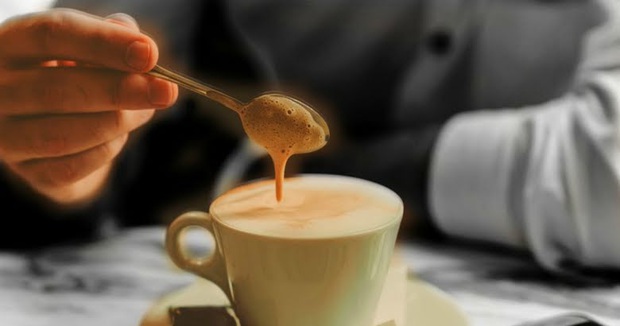 Người đàn ông bỏ tinh dịch, nước bọt, thuốc nhuận tràng, thuốc kích dục vào cafe của nữ đồng nghiệp suốt 10 tháng vì tỏ tình thất bại - Ảnh 1.