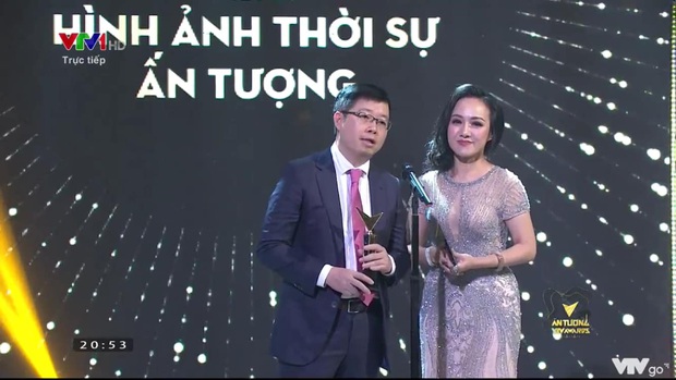 BTV Hoài Anh bồi hồi nhớ lại VTV Awards 6 năm trước, dân tình chỉ mải mê khen nhan sắc trẻ mãi không già - Ảnh 4. BTV Hoài Anh bồi hồi nhớ lại VTV Awards 6 năm trước, dân tình chỉ mải mê khen nhan sắc trẻ mãi không già - Ảnh 4.