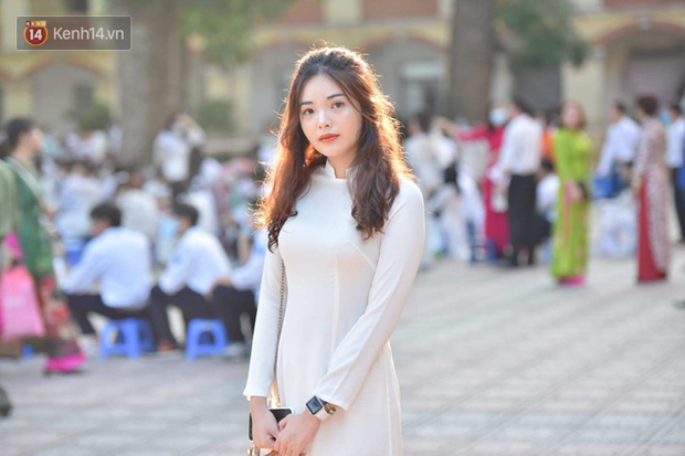 Đặc sản gái xinh mùa khai giảng: Chỉ cần diện áo dài, đồng phục, make up nhẹ nhàng là đủ khiến dân tình ngẩn ngơ! - Ảnh 1. Đặc sản gái xinh mùa khai giảng: Chỉ cần diện áo dài, đồng phục, make up nhẹ nhàng là đủ khiến dân tình ngẩn ngơ! - Ảnh 1.