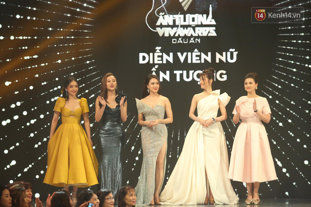 VTV Awards 2020: Hoa Hồng Trên Ngực Trái thắng lớn, Xuân Nghị bất ngờ được vinh danh - Ảnh 5.