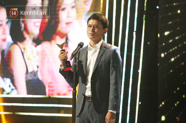 Việt Hoàng - BTV mặn nhất VTV giành giải Dẫn chương trình ấn tượng của năm - Ảnh 2.