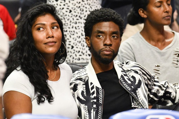 Lễ tưởng niệm Chadwick Boseman: Dàn sao Black Panther và Chủ tịch Marvel Studios đến dự, cùng gia đình đưa tiễn huyền thoại - Ảnh 9. Lễ tưởng niệm Chadwick Boseman: Dàn sao Black Panther và Chủ tịch Marvel Studios đến dự, cùng gia đình đưa tiễn huyền thoại - Ảnh 9.