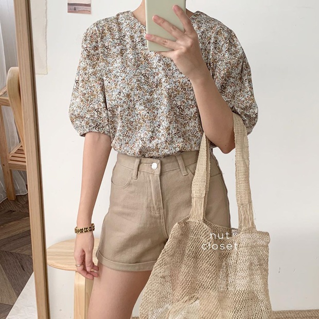 Sắm áo blouse, bạn sẽ triển được ngay 6 chiêu mix đồ yểu điệu, sang xịn thôi rồi - Ảnh 14.