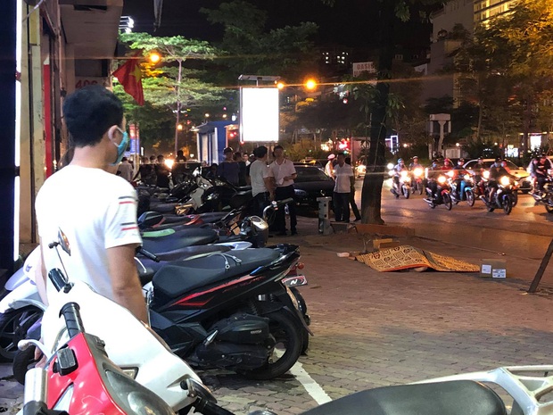Hà Nội: Đi học thêm tiếng anh, nam thanh niên rơi từ tầng cao chung cư xuống đất tử vong thương tâm - Ảnh 1.