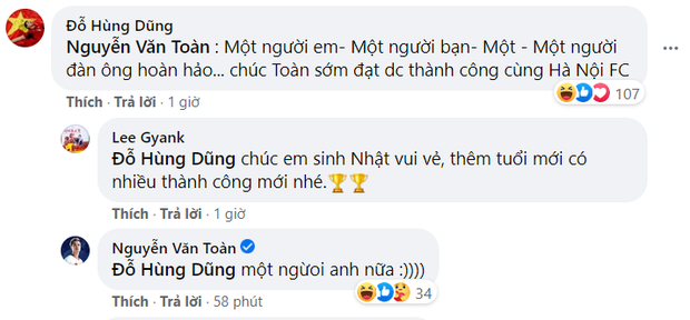 Nhận lời chúc mừng sinh nhật, ông chủ Hùng Dũng tiện thể mời khéo Văn Toàn về đầu quân cho Hà Nội FC - Ảnh 2.
